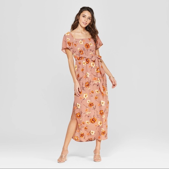 Xhilaration Dresses & Skirts - Xhilaration Short Sleeve Smocked Maxi Dress Floral